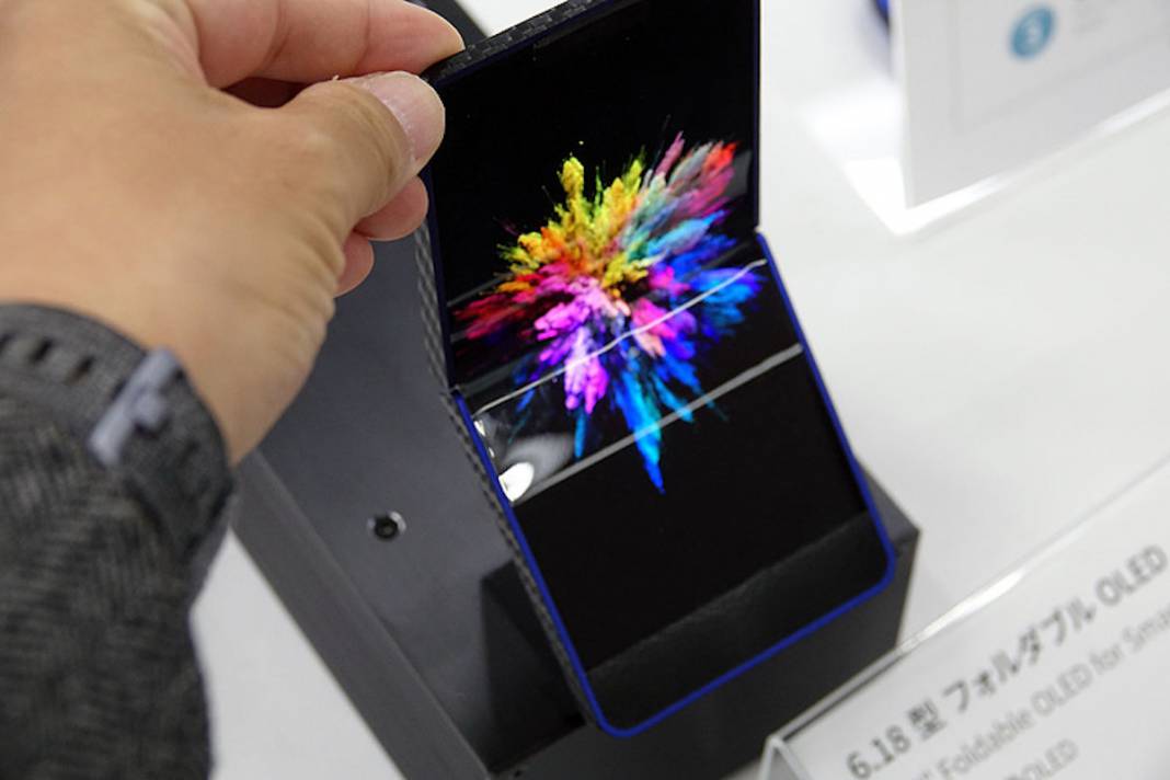 Flexible OLED display from Sharp